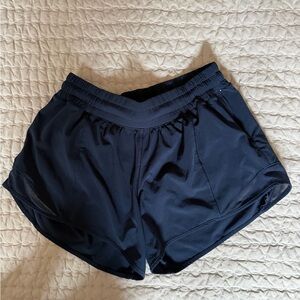 Women's Lululemon Low-rise Hotty Hot Lined 4” Inseam Shorts